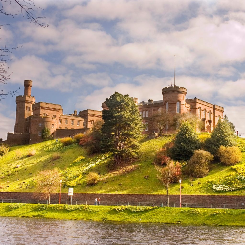 castle-photo.jpg castle-photo.jpg